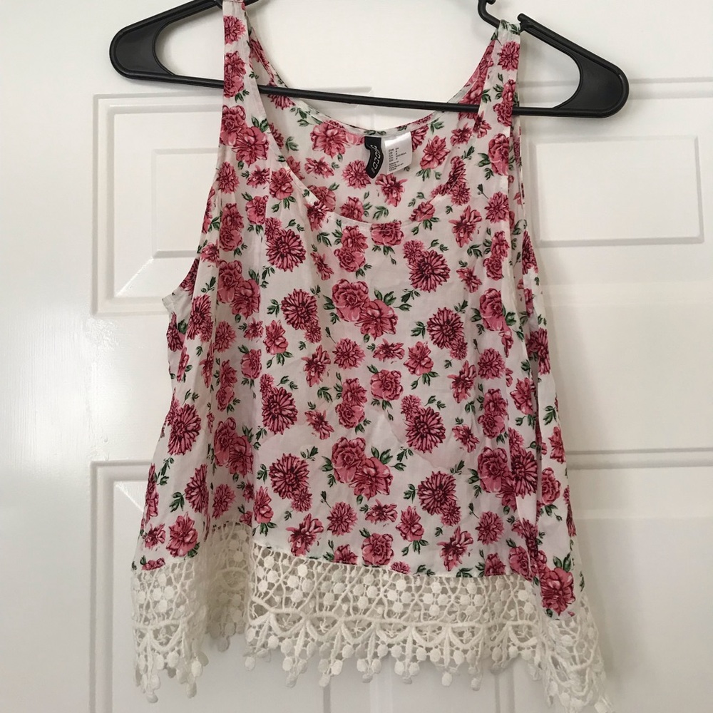 Light floral tank with lace trim on bottom